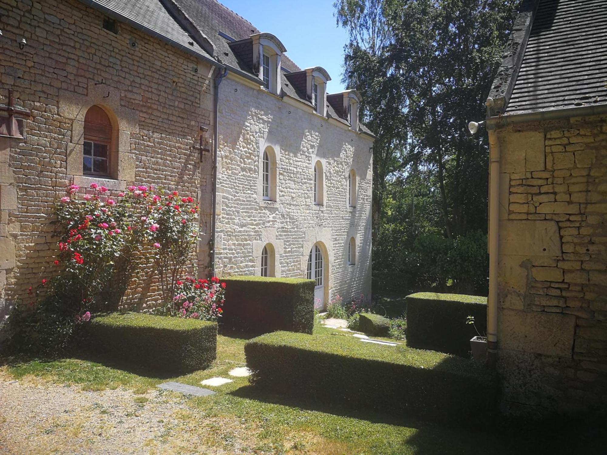 Bretteville-sur-Odon Chambres D'Hotes Du Bas Manoir מראה חיצוני תמונה